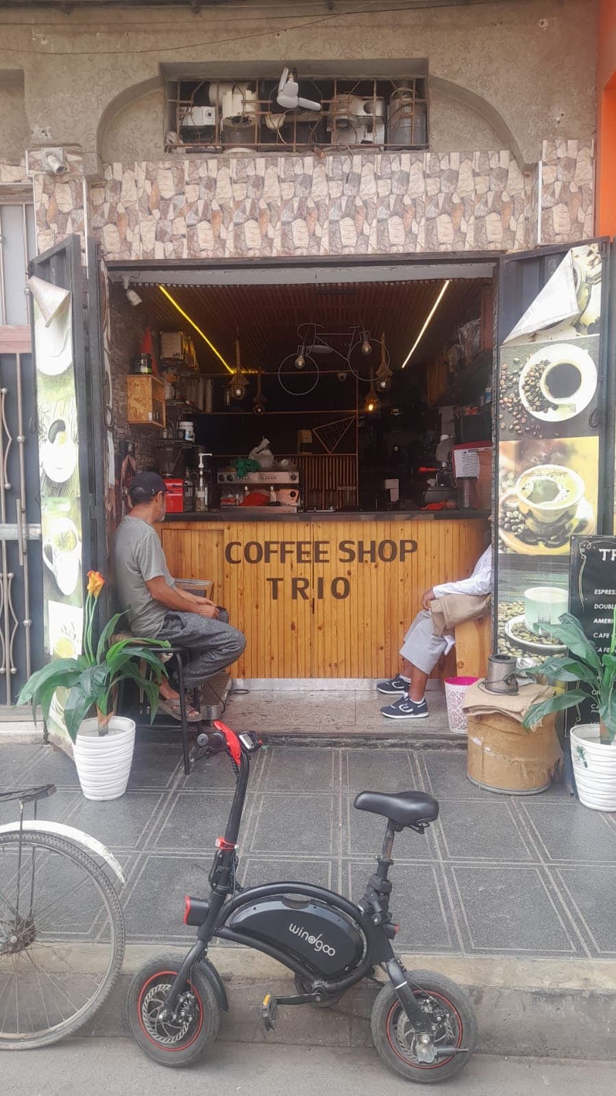 Troplo Coffee — Hassania - Consigne à bagages